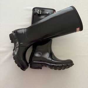 Sleek Knee High Hunter Glossy Black Rain Boots EU37 Fits 7.5 EUC